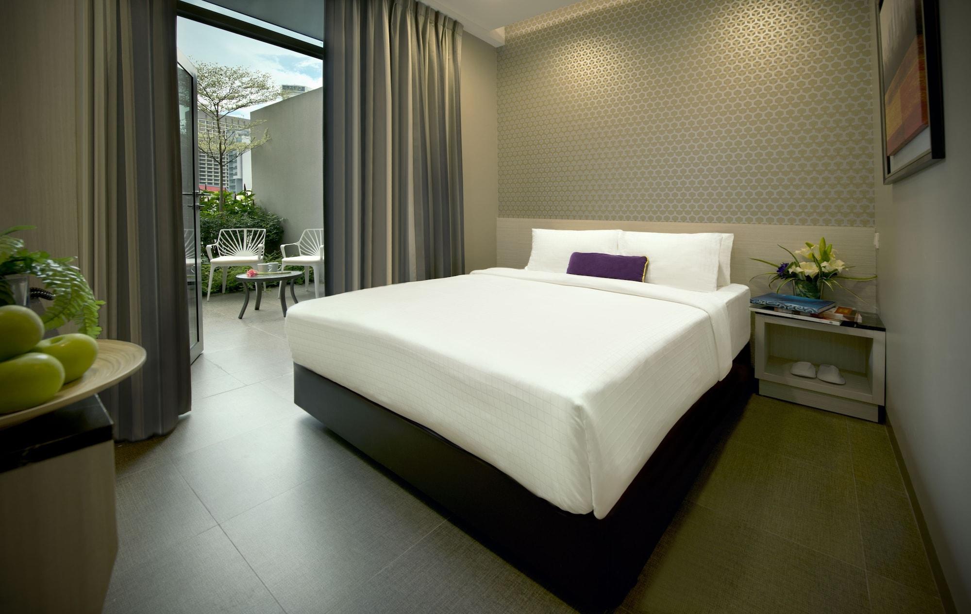 V Hotel Bencoolen Singapore Esterno foto