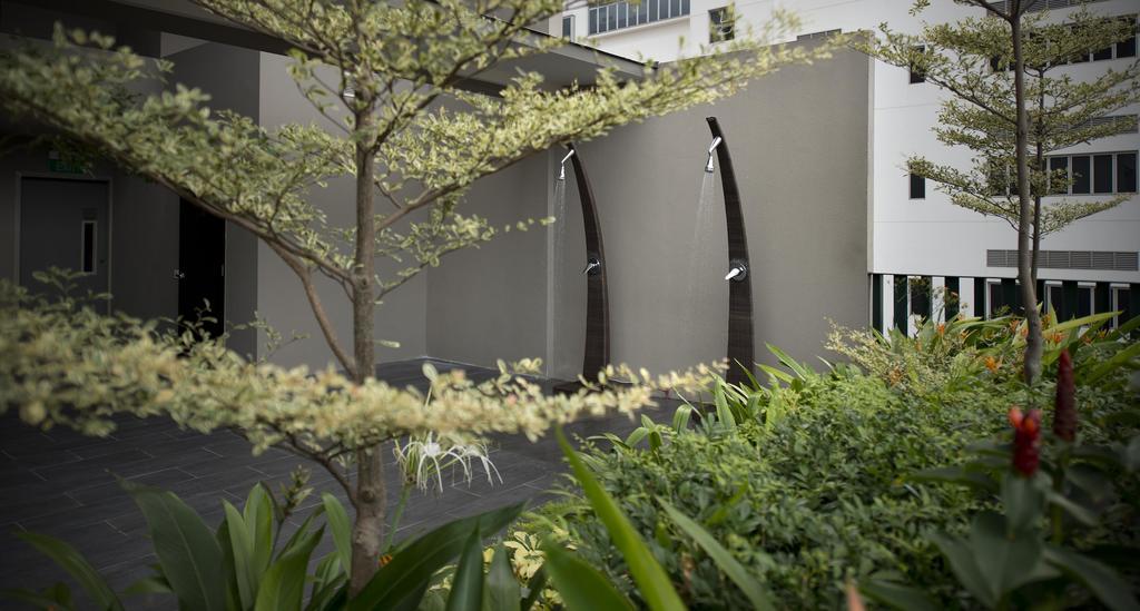 V Hotel Bencoolen Singapore Esterno foto