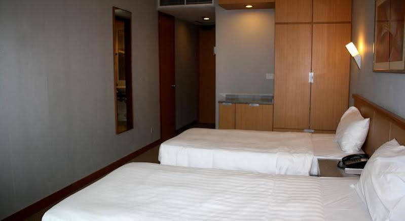V Hotel Bencoolen Singapore Esterno foto
